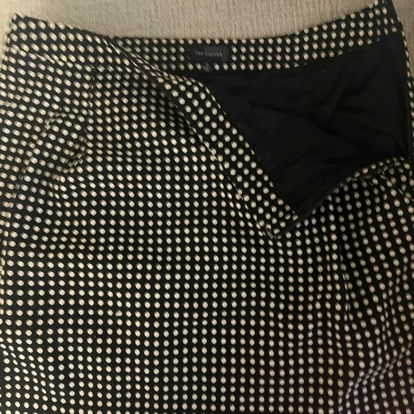 Black and White Polka Dot, The Limited Skirt, Size 12 (2 for $21 sale) - Picture 2 of 3